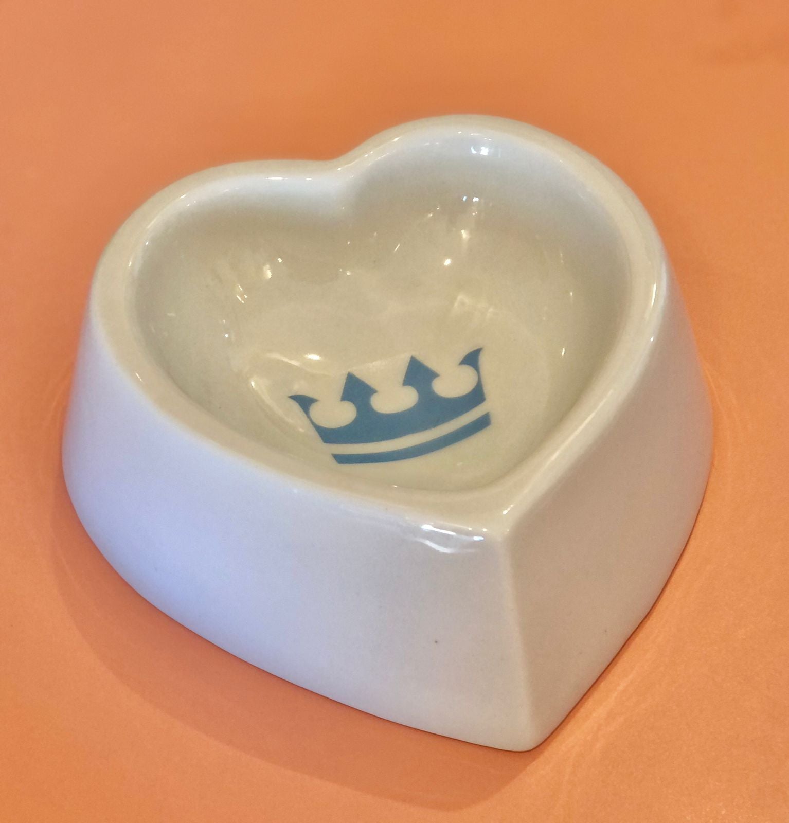 Comedouro Coração de Porcelana